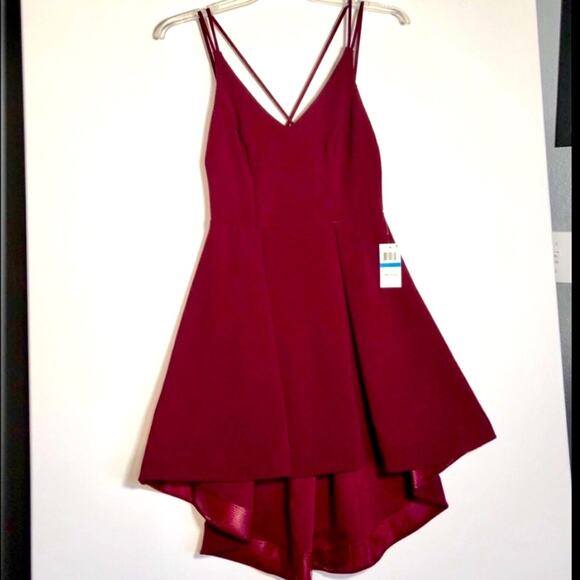 B. Darlin Burgundy Fit & Flared High-Low Strappy Dress Juniors Sz: 9/10 - Picture 1 of 7